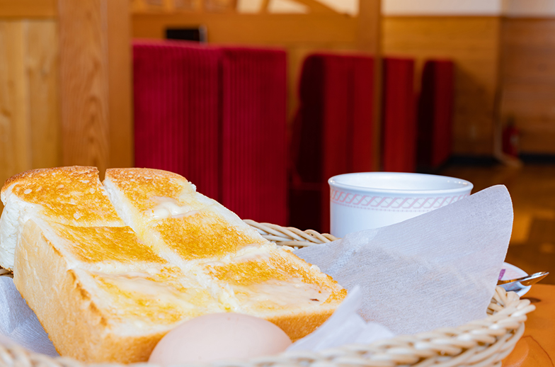 朝食無料